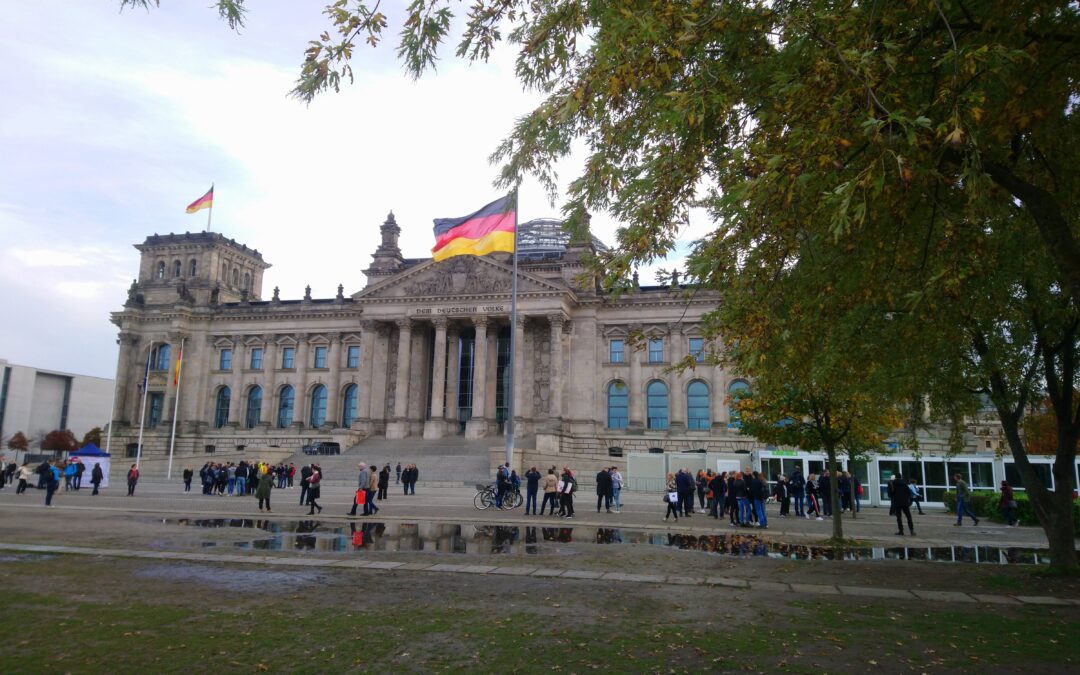 11. Alleen langs muren vol verhalen