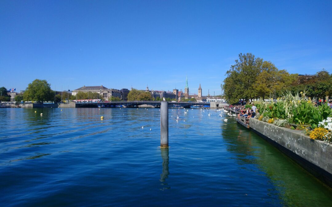 7. Tussen blauw en bergen